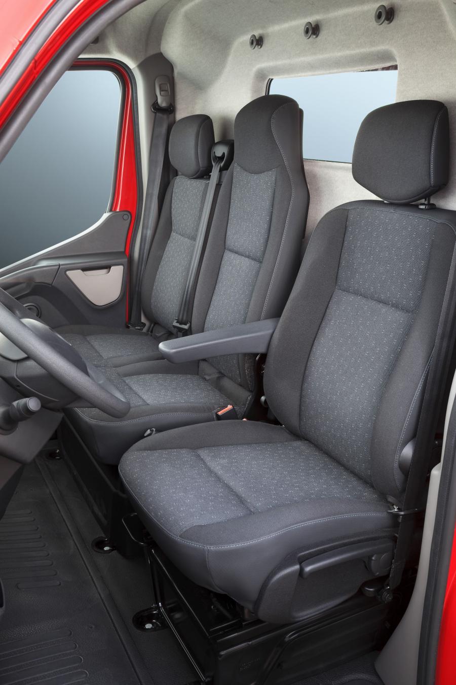  Opel Movano 2011 года  (фото 5 из 11)